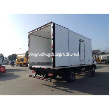 Euro 4 refrigerated truck /frezeer box truck